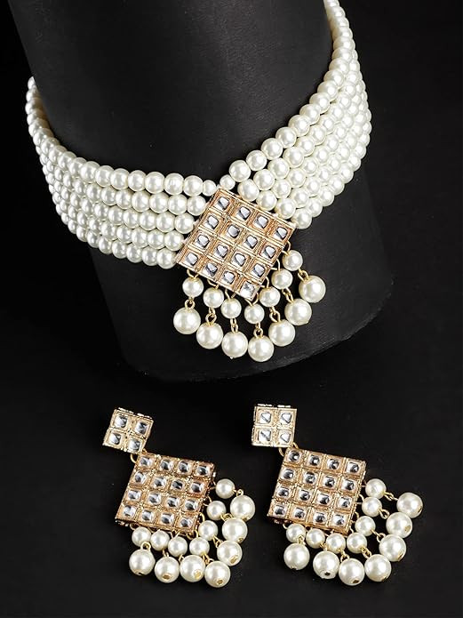 Karatcart Handcrafted Beads Gold Plated Kundan Choker Necklace Set for Women