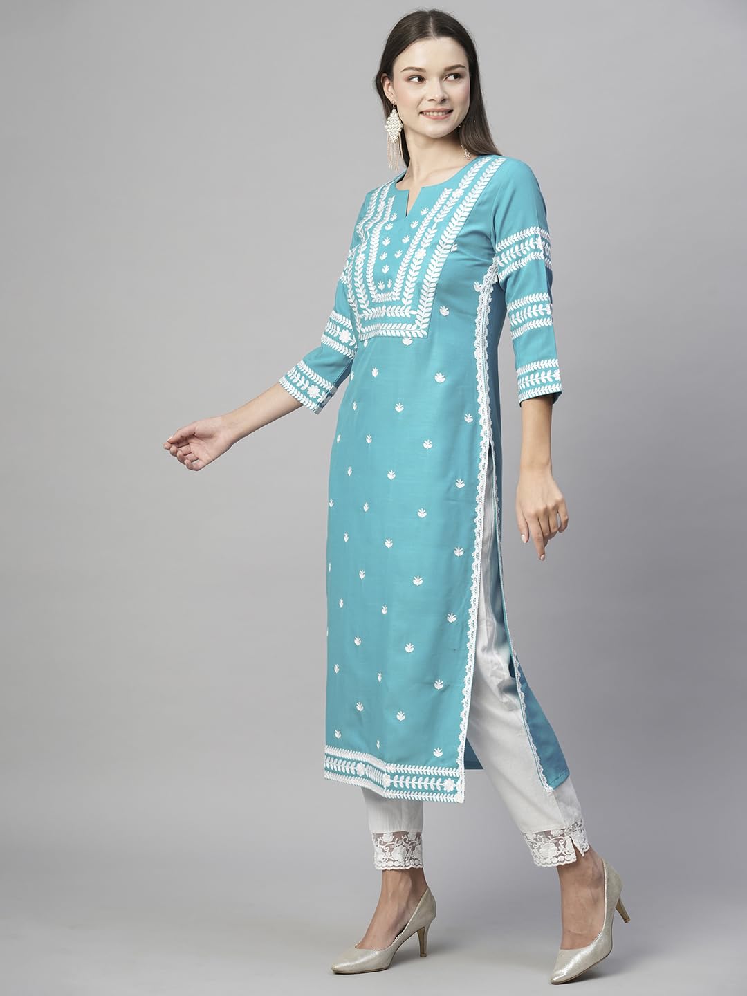Women's Cotton Blend Chikankari Embroidered Straight Kurti