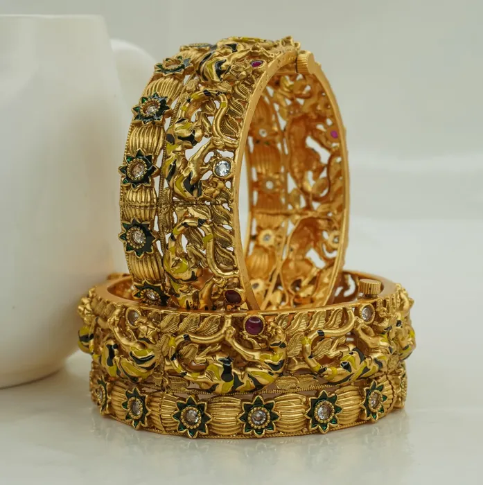 Traditional Gold plated Handcrafted tiger design Copper Bangle