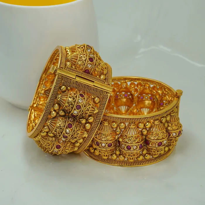 Traditional Floral Ruby white Design gold Plated Bangle set