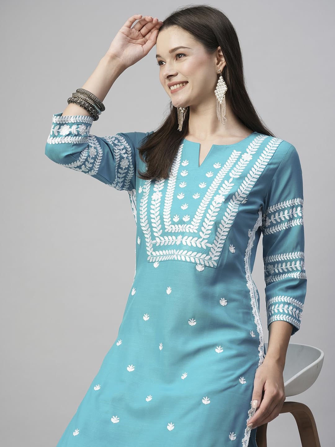 Women's Cotton Blend Chikankari Embroidered Straight Kurti