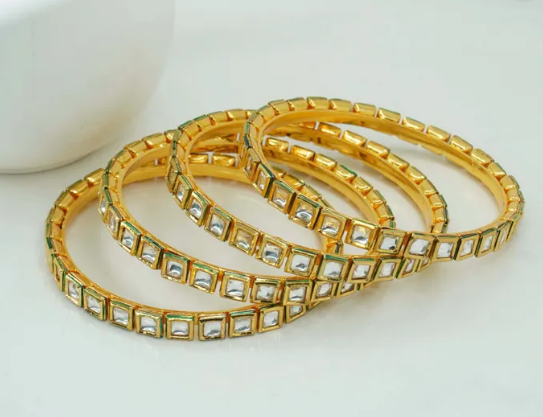 Beautiful design gold plated copper bangles 4pis set