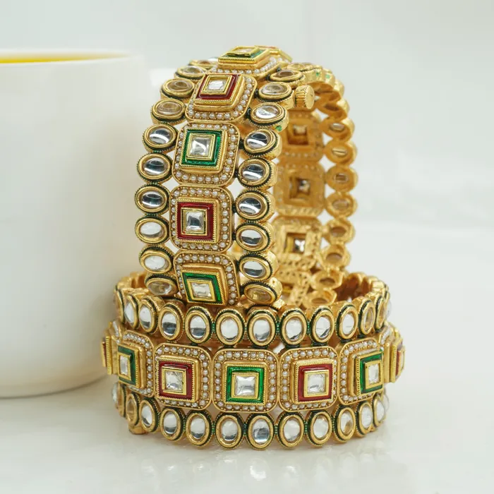 kundan with ovel and choki shape copper bangle