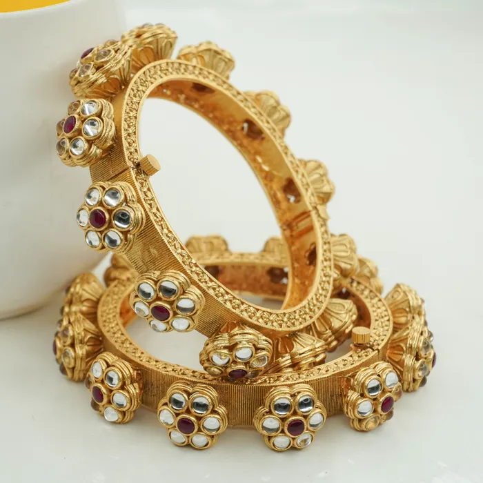 New ruby white design gold plated copper bangles