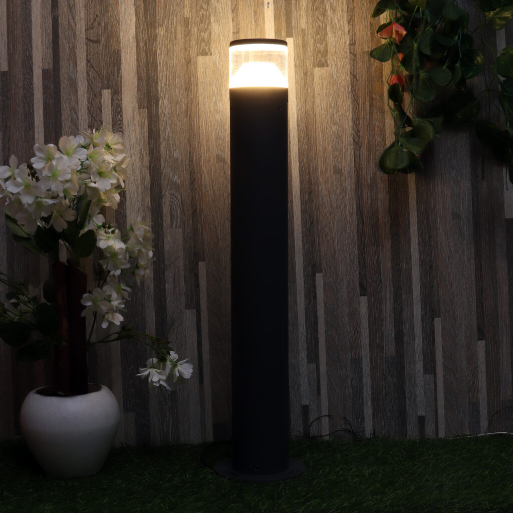 SUPERSCAPE Outdoor Lighting aluminium die cast 24 inch 12 watt LED bollard grey with top branded LED and high quality LED driver